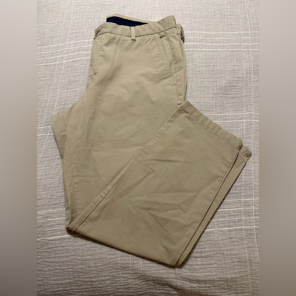 Vineyard Vines OTG Khaki Chinos
